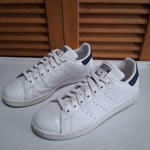 Adidas Stan Smith White/ Navy Blue Women's Sneaker * Size: 7